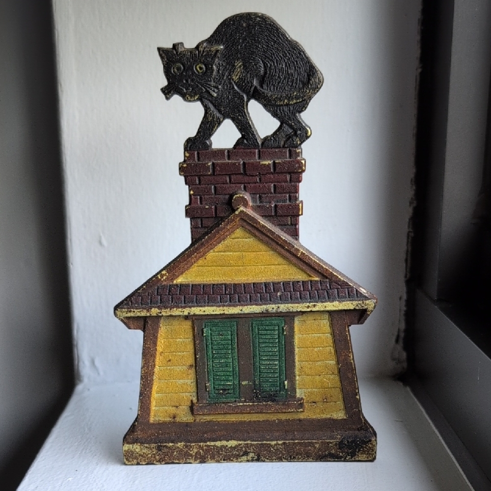 Vintage DOORSTOP Black Cat On Chimney
